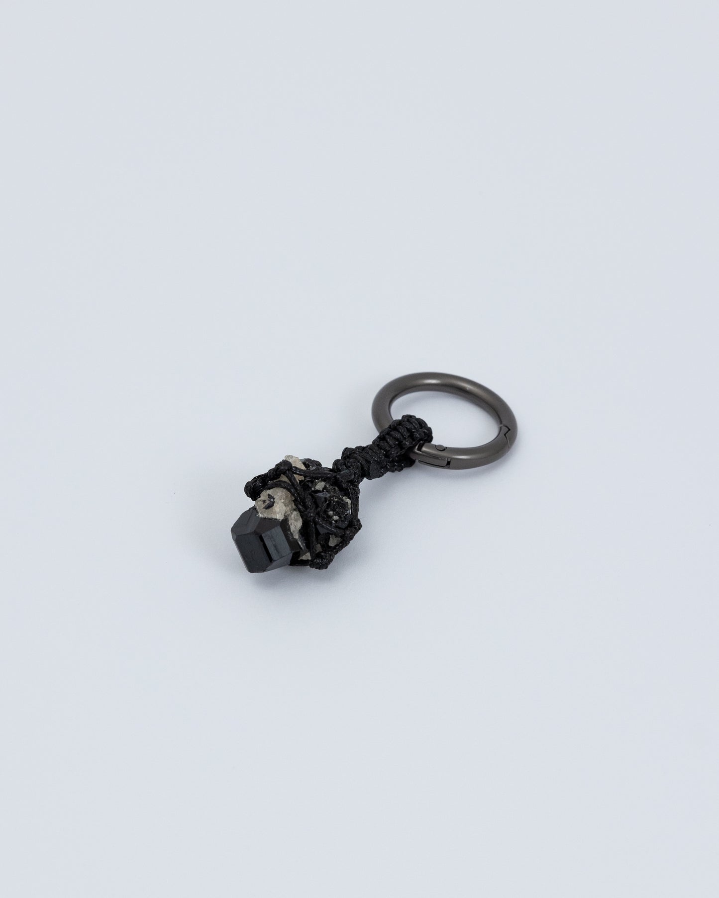 編織黑碧璽 槍黑色鑰匙圈 | Trinket Series: Braided Black Tourmaline Gunmetal Keychain