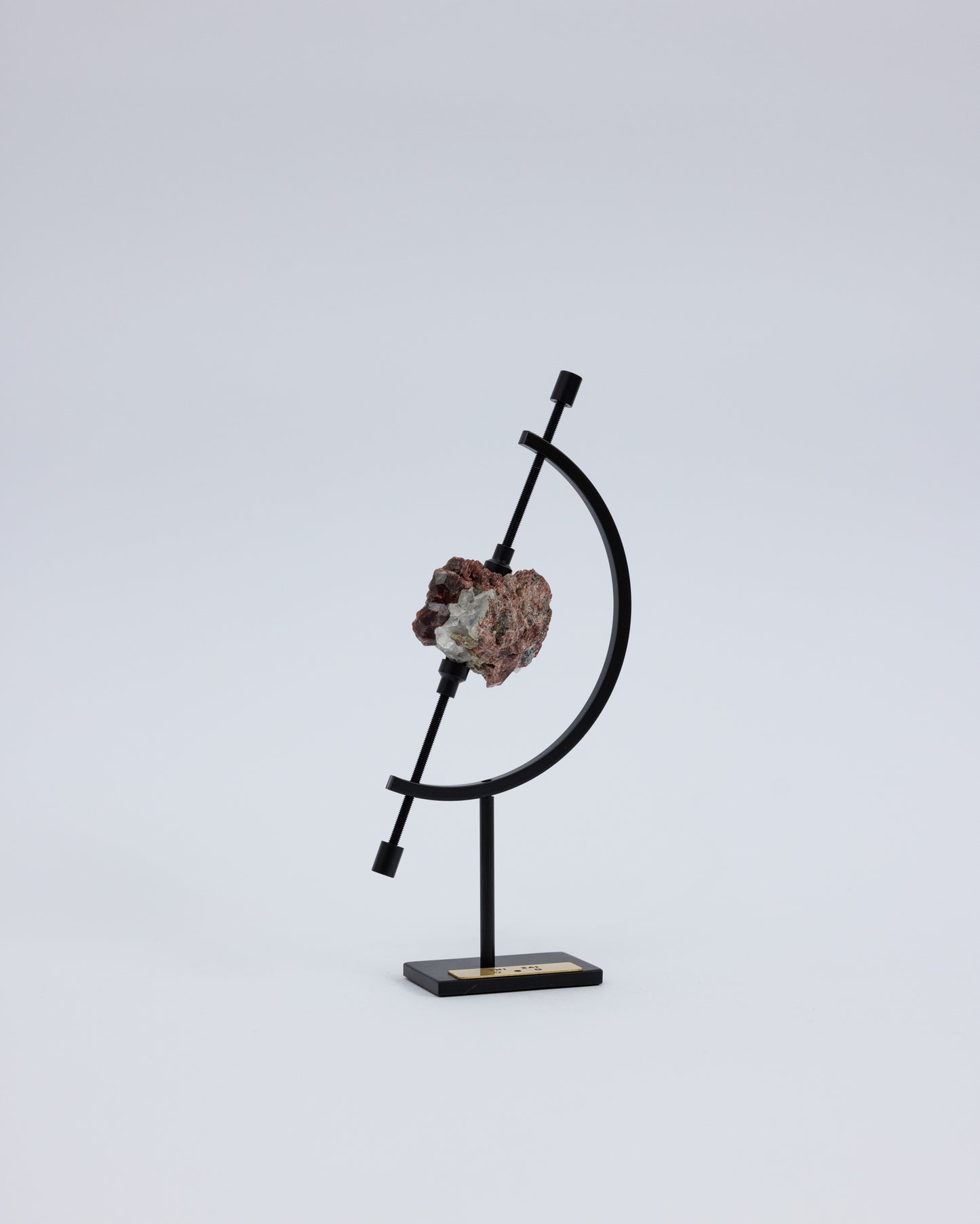 Planet Series: Raw Garnet Ornament 紅石榴原礦擺件