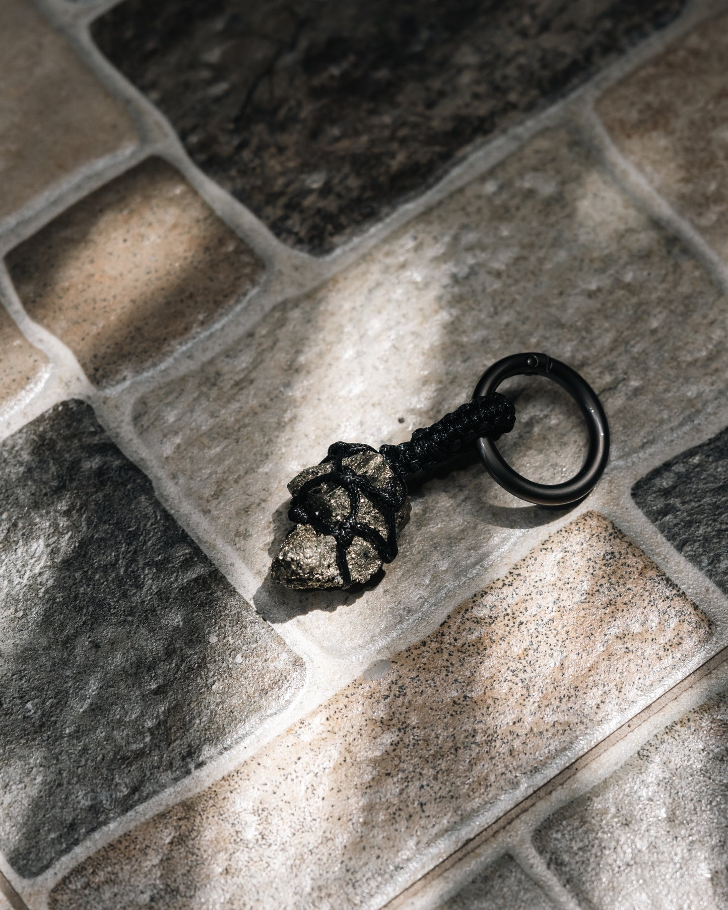 編織黃鐵礦 槍黑色鑰匙圈 | Trinket Series: Braided Pyrite Gunmetal Keychain