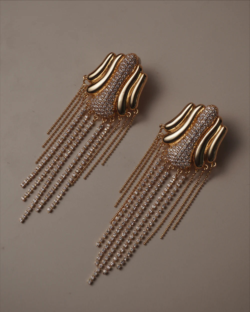 DELORIS 流蘇耳環-耳夾式 | DELORIS TASSEL EARRINGS
