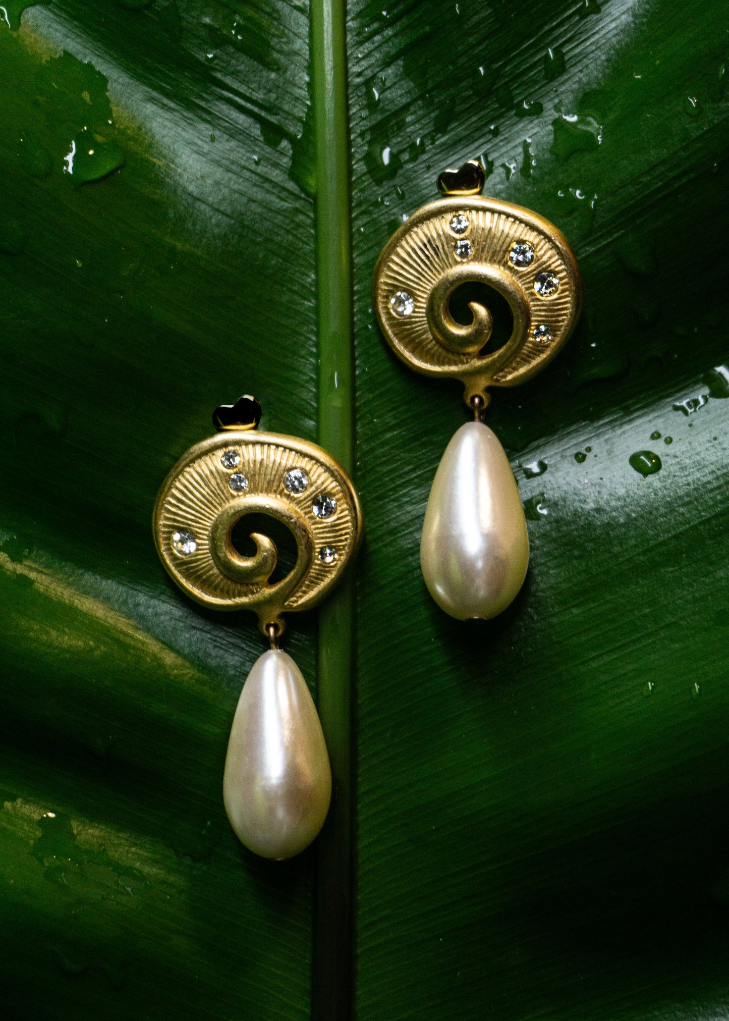 復古啞光珍珠垂墜耳環-耳針式 | VINTAGE MATTE GOLD PEARL DROP EARRINGS