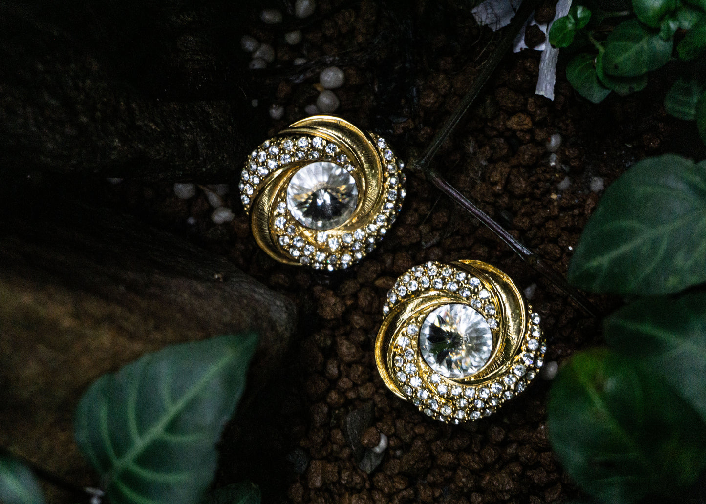 復古 RIVOLI 水晶&萊茵石耳環-耳夾式 | VINTAGE RIVOLI CRYSTAL & RHINESTONE CLIP ONS