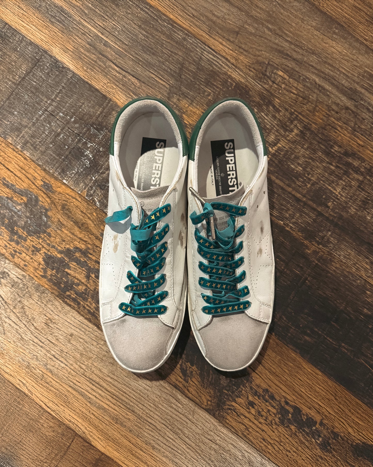 Hi-Five: Golden Goose Super-Star low-top sneakers