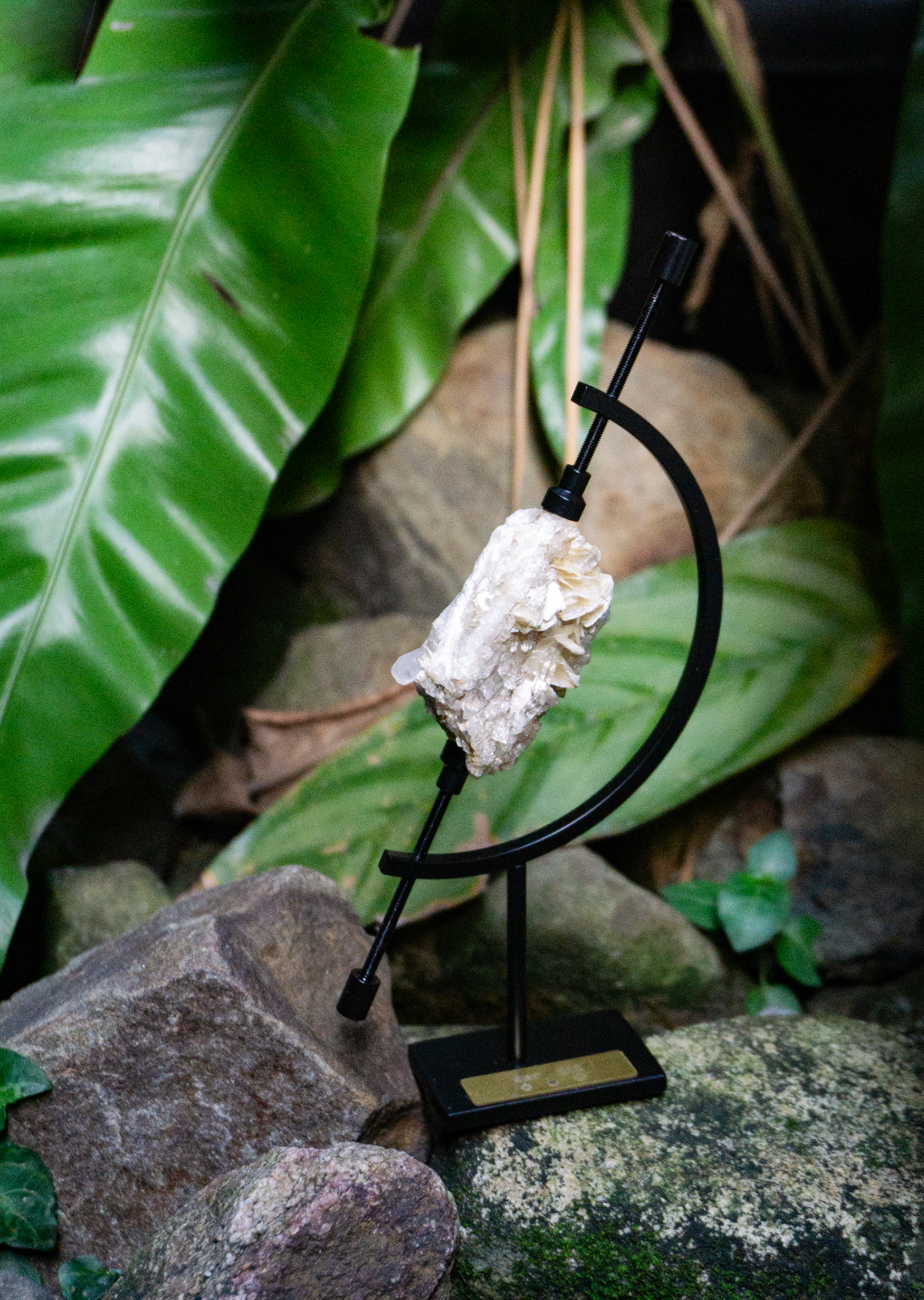 Planet Series: Crystal and White Mica Symbiotic Raw Ornament 水晶與白雲母 共生原礦擺件