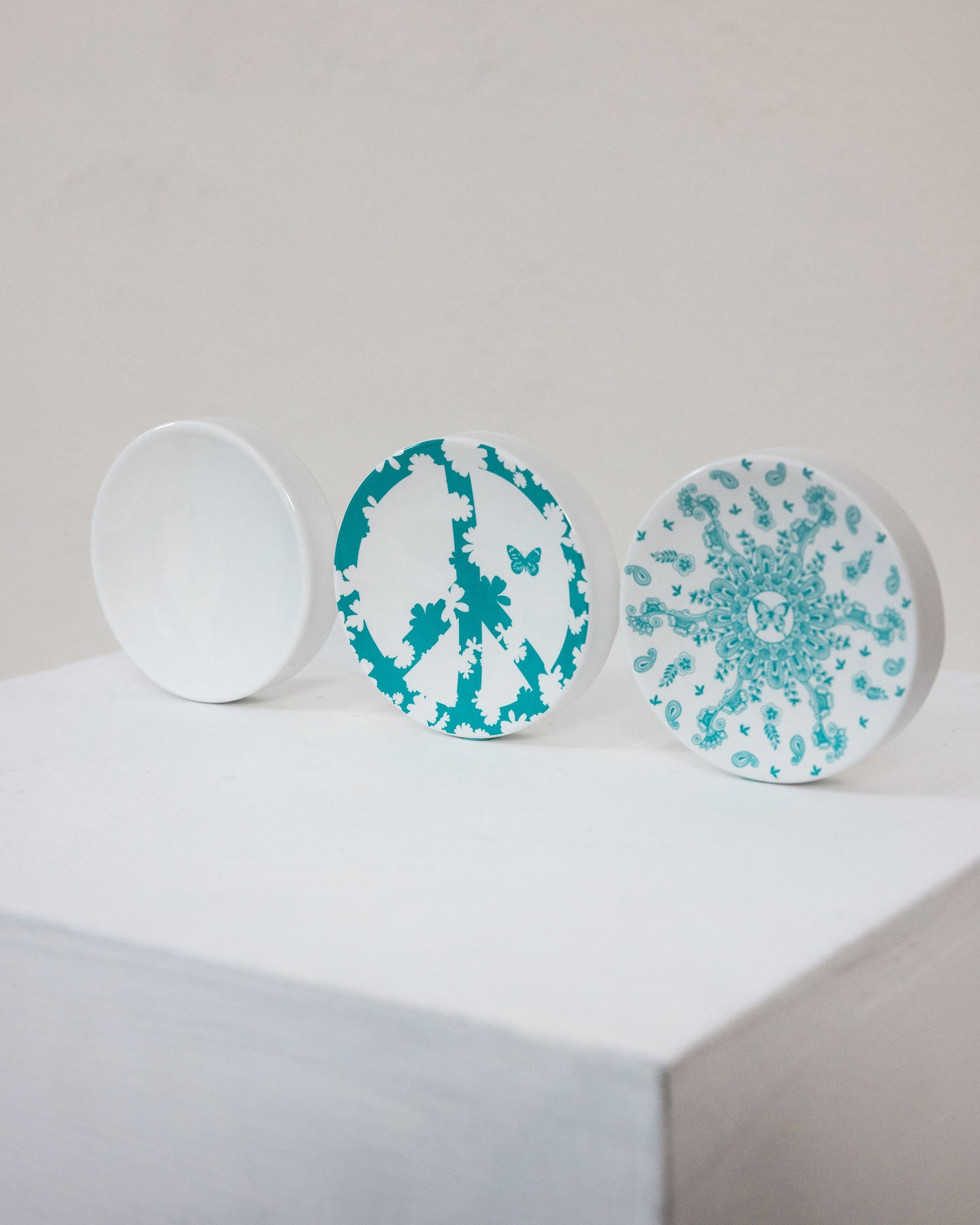 THE STAS CERAMIC SOAP DISH