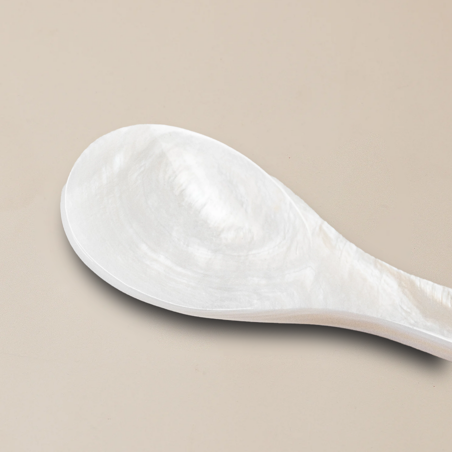Astrea 珠母貝魚子醬專用匙 | Mother of Pearl Spoon