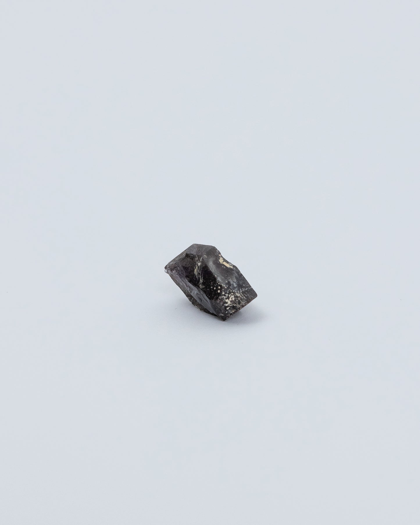 三輪骨幹水晶 小礦標盒 | Mini Three-Layer Skeletal Quartz Mineral