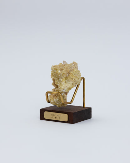 Wooden Base Series: Golden Mica 黃金雲母