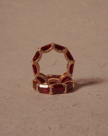 SCARLET RING