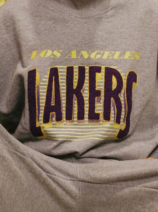 Hi-Five: QORExNBALAB Lakers Sweater